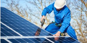 Installation Maintenance Panneaux Solaires Photovoltaïques à Mezerville